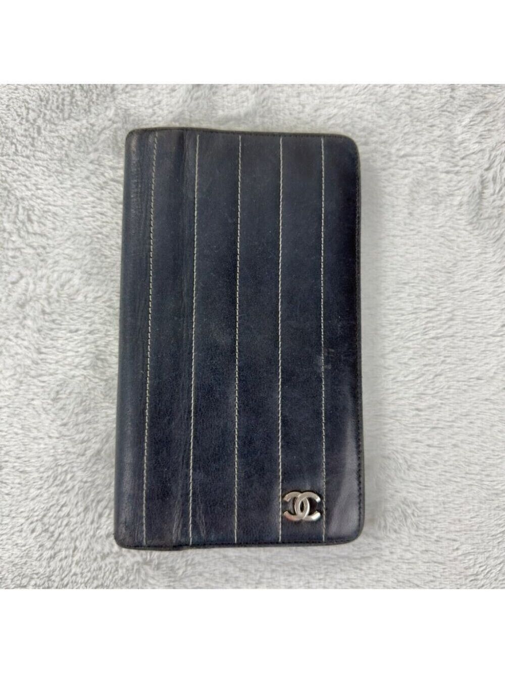 Chanel Black Leather Bifold Wallet Embroidered